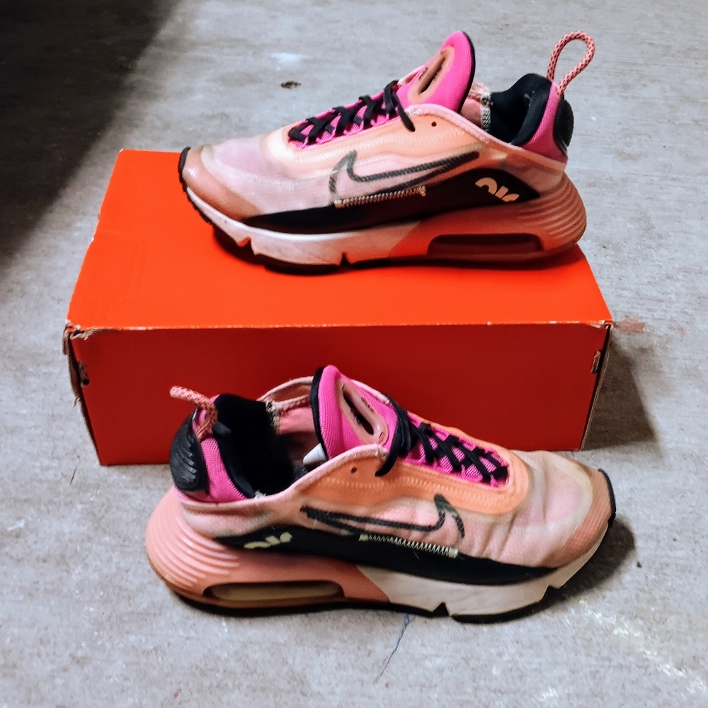 Nike Air Max 2090 Light Artic Pink 7½ Women (6Y)